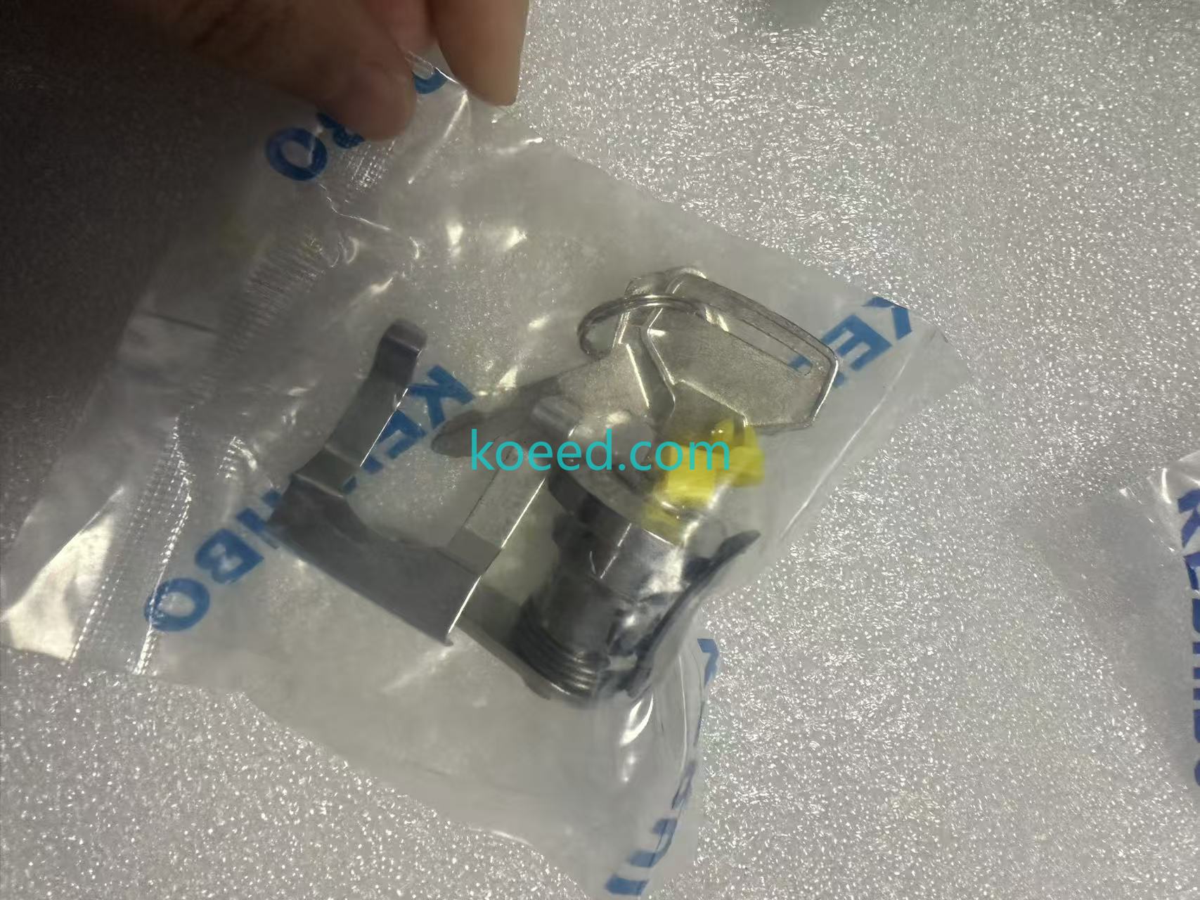 For Kobelco SK60-3 120-3 200-3 cab door lock assembly - Koeed Fashion View